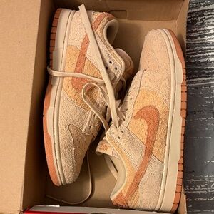 Nike Textured Beige and Peach Sneakers
